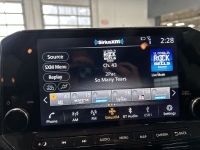 2023 Nissan Pathfinder SL