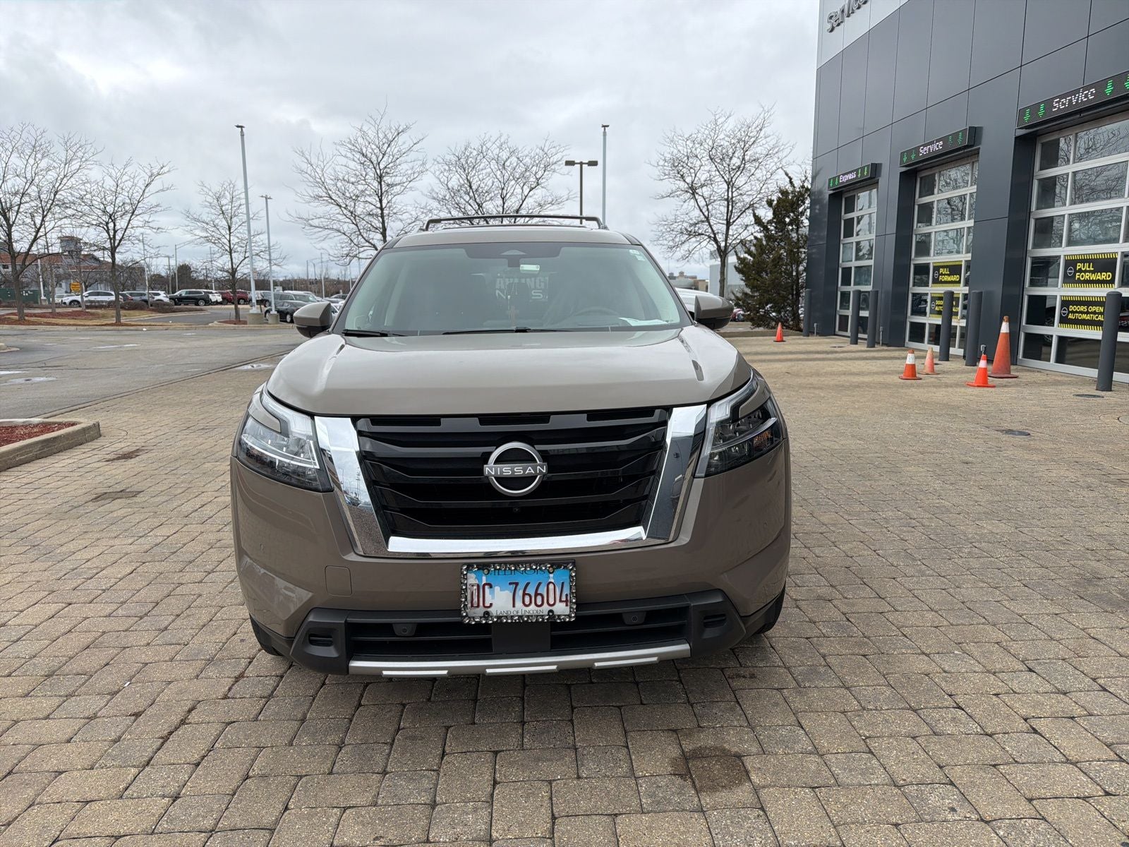 2024 Nissan Pathfinder Platinum