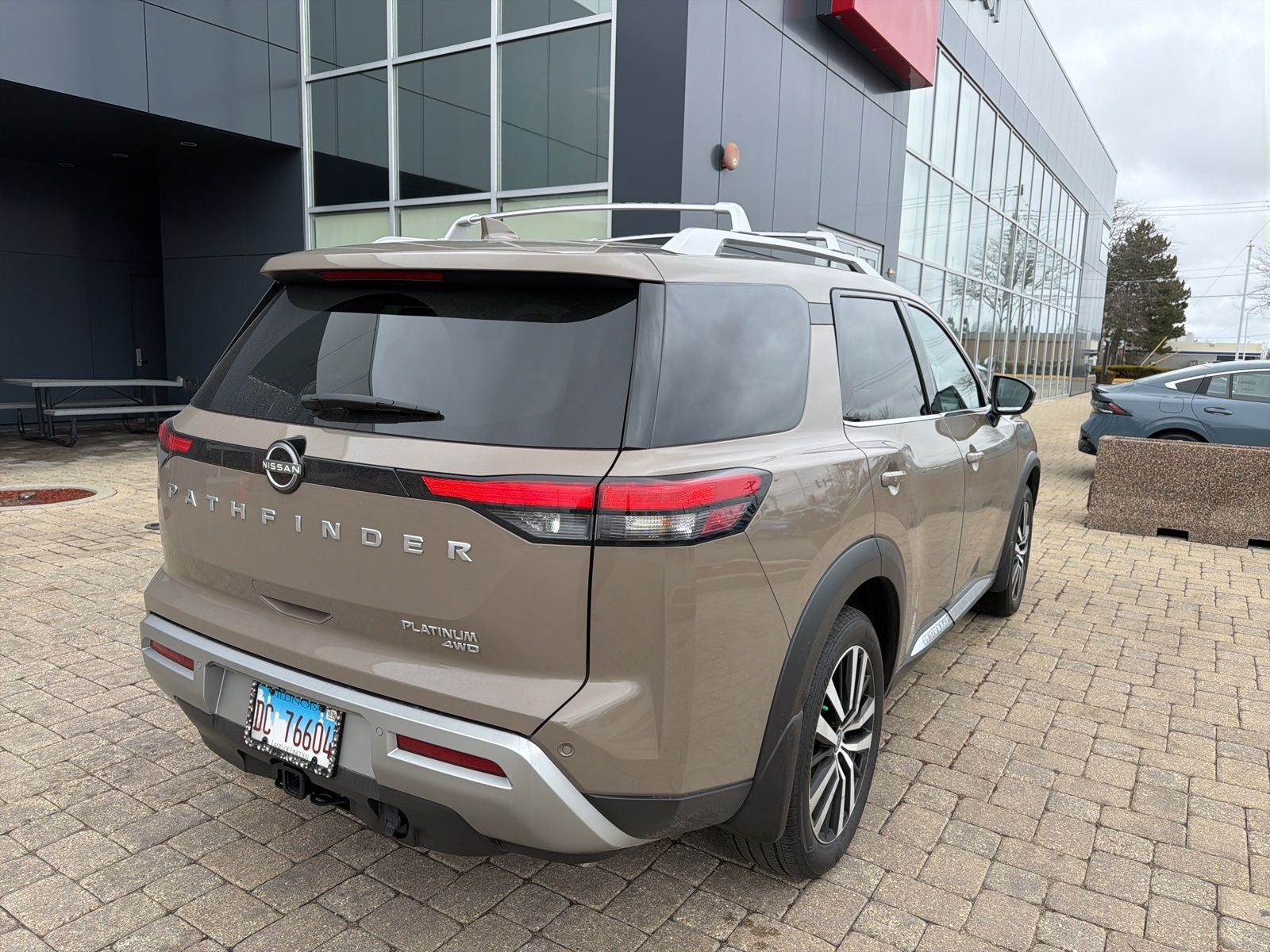 2024 Nissan Pathfinder Platinum