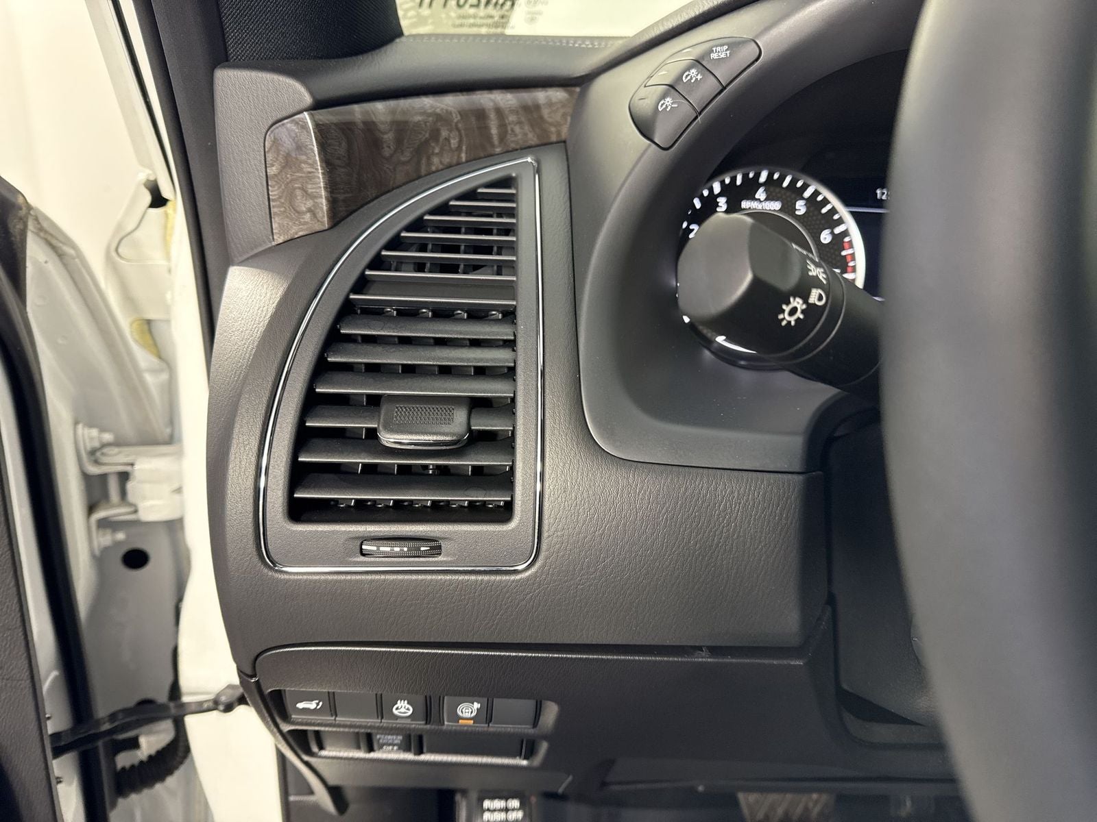 2022 Nissan Armada Platinum