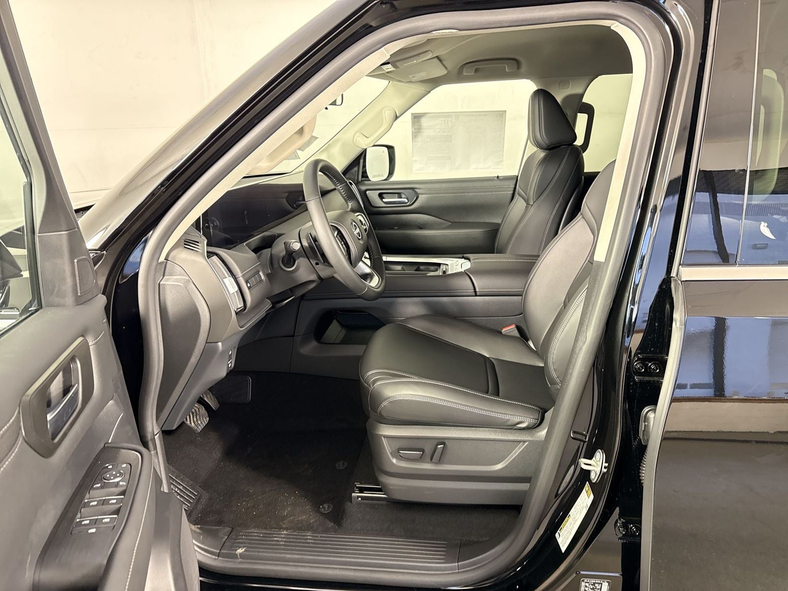 2026 Nissan Armada SV