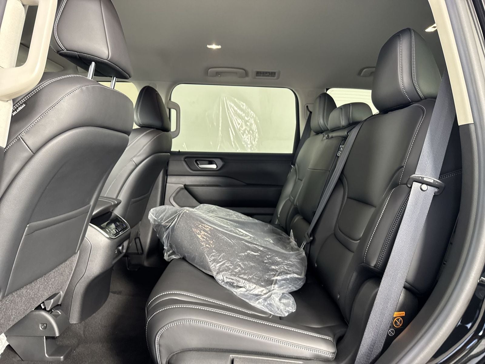 2025 Nissan Armada SV