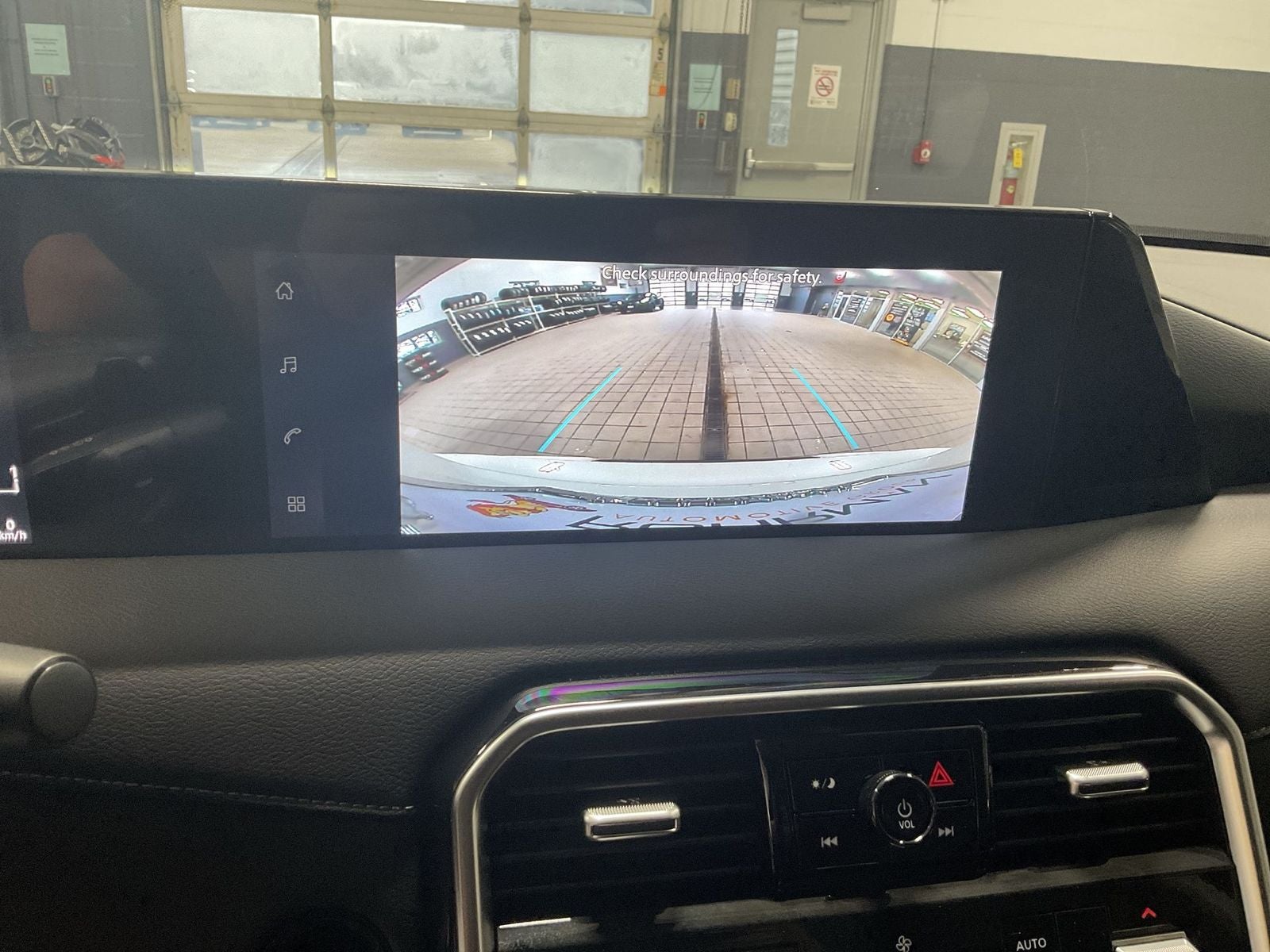 2026 Nissan Armada SV