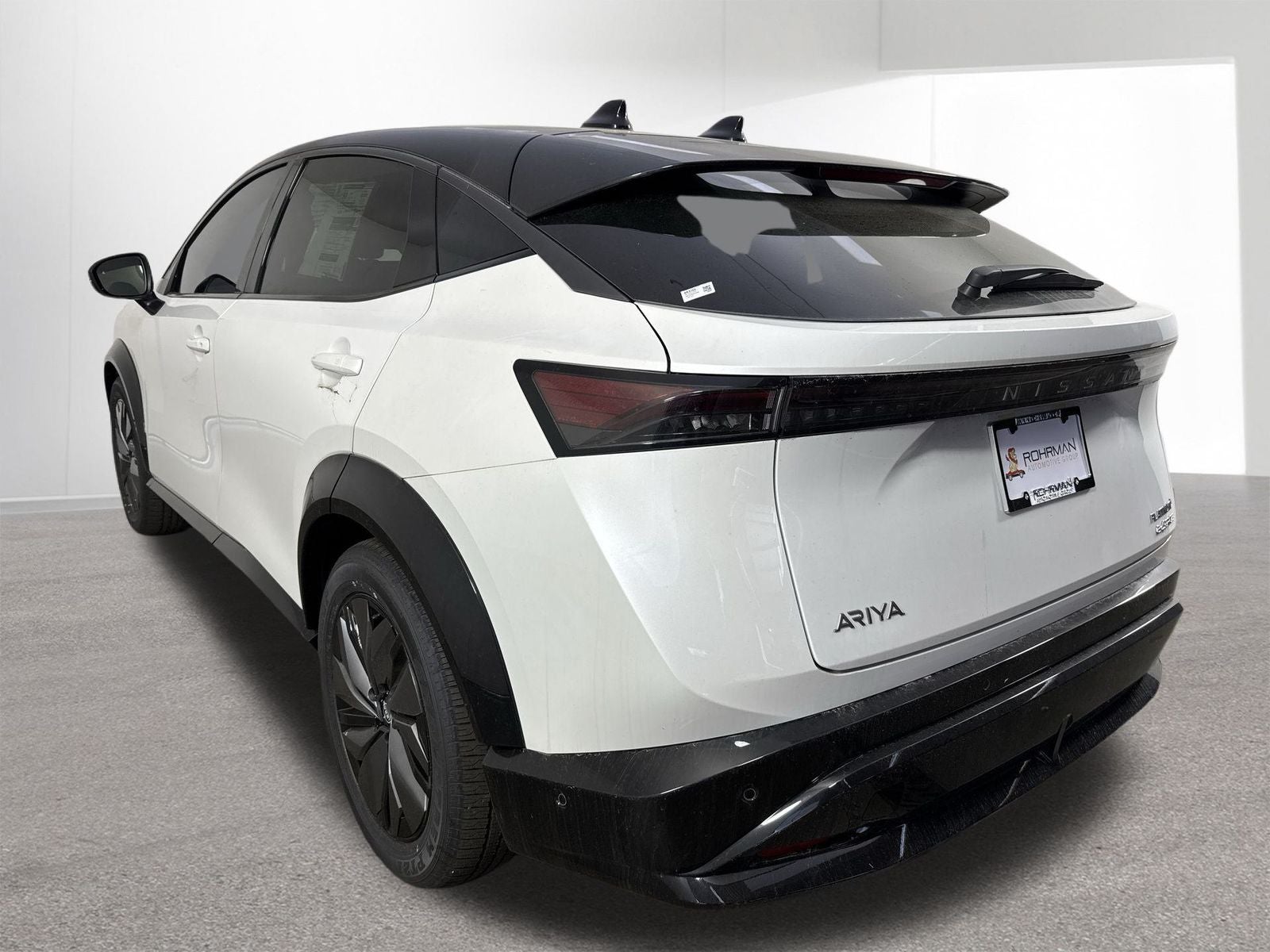 2025 Nissan Ariya PLATINUM+ e-4ORCE