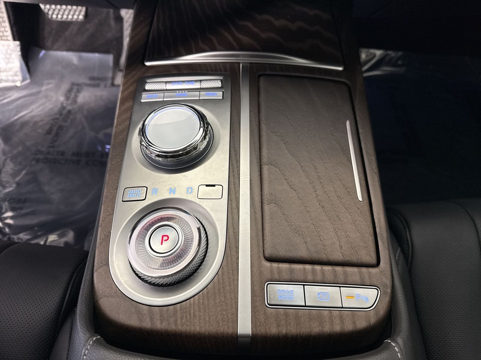 2024 Genesis Electrified G80 Advanced
