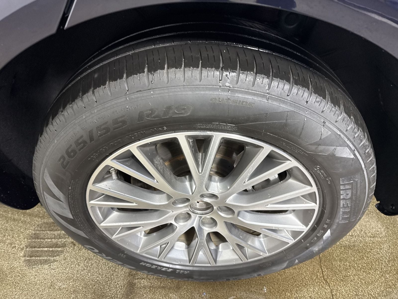 2024 Genesis GV80 2.5T