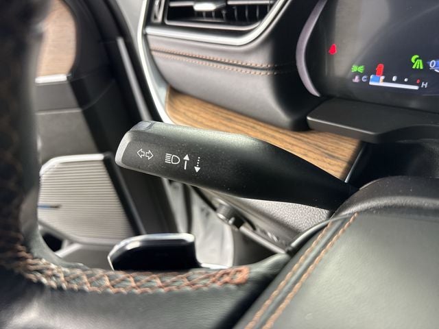 2022 Jeep Grand Cherokee Summit