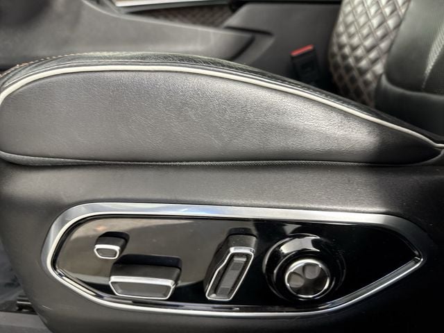 2022 Jeep Grand Cherokee Summit