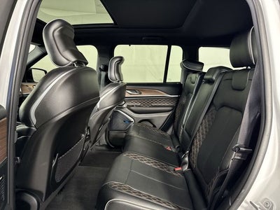 2022 Jeep Grand Cherokee Summit