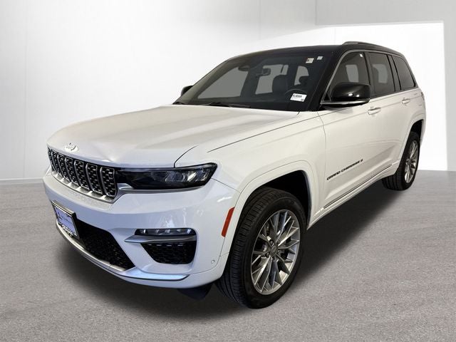 2022 Jeep Grand Cherokee Summit