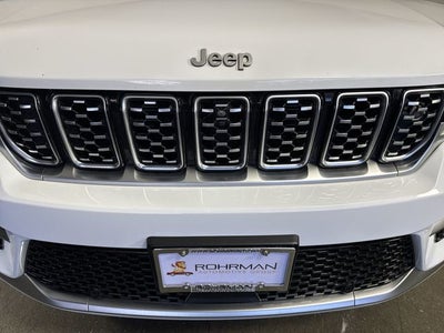 2022 Jeep Grand Cherokee Summit