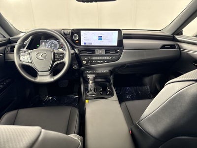 2025 Lexus ES 300h F SPORT DESIGN