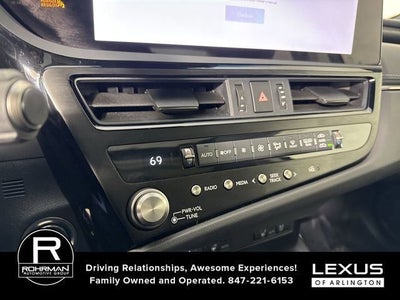 2025 Lexus ES 300h F SPORT DESIGN