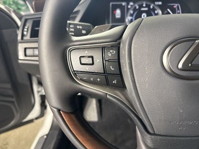 2025 Lexus ES 350 LUXURY