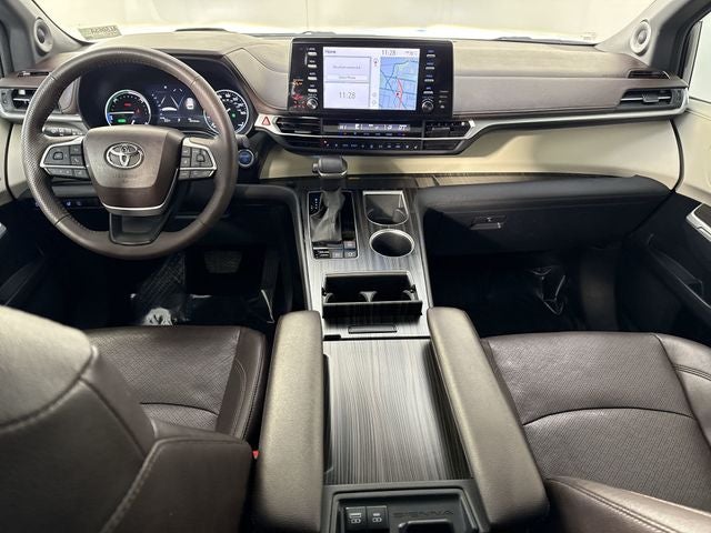 2023 Toyota Sienna Platinum 7 Passenger