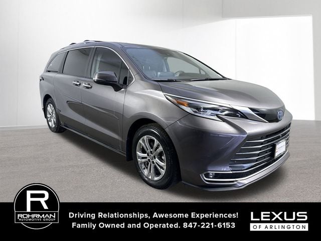 2023 Toyota Sienna Platinum 7 Passenger