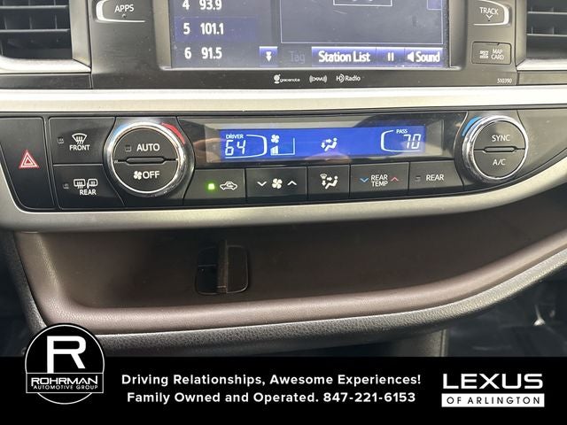 2019 Toyota Highlander SE