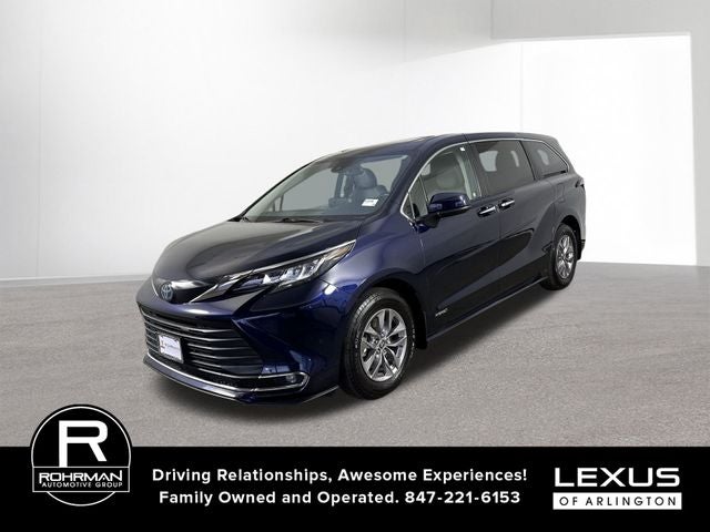 2021 Toyota Sienna XLE