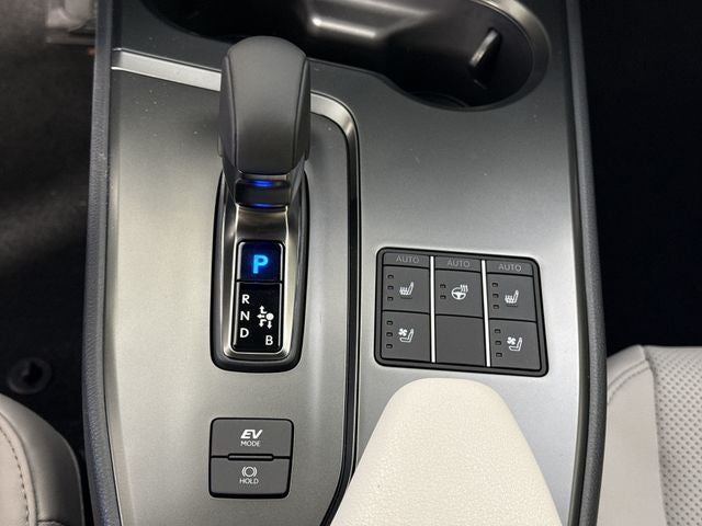 2026 Lexus UX 300h PREMIUM AWD