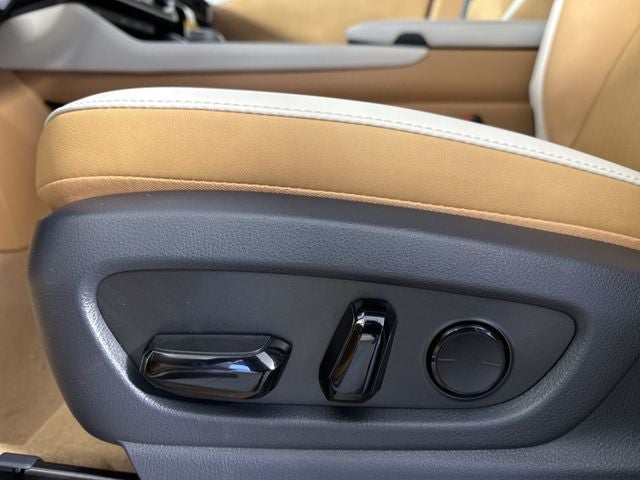 2026 Lexus RZ 450e PREMIUM AWD