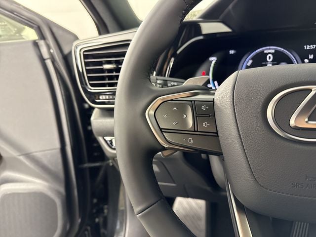 2026 Lexus NX 450h+ Luxury