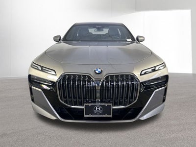 2025 BMW 7 Series 740i xDrive