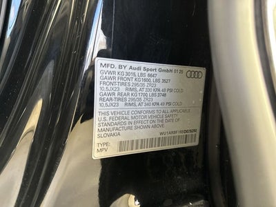 2025 Audi RS Q8 performance 4.0T quattro