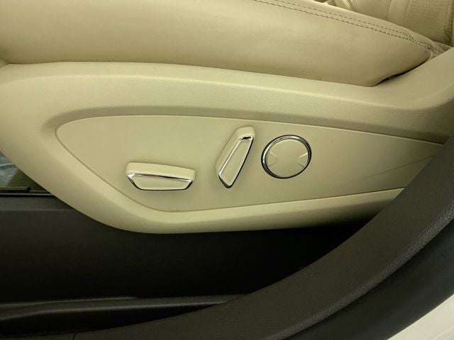 2020 Lincoln Nautilus Standard