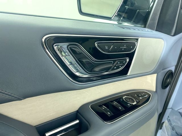 2021 Lincoln Navigator L L Black Label