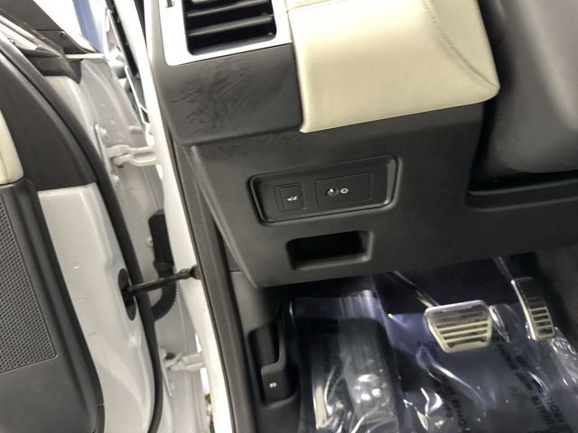 2022 Land Rover Discovery HSE R-Dynamic