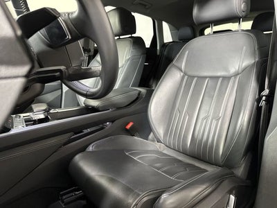 2019 Audi e-tron Prestige quattro