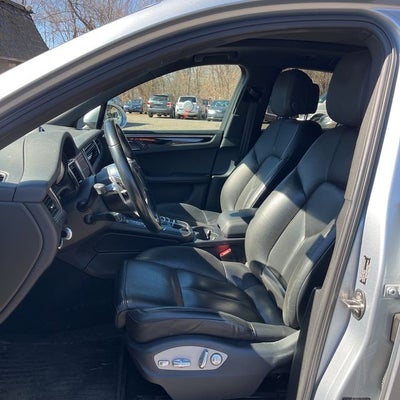 2017 Porsche Macan S