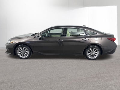 2019 Toyota Avalon XLE