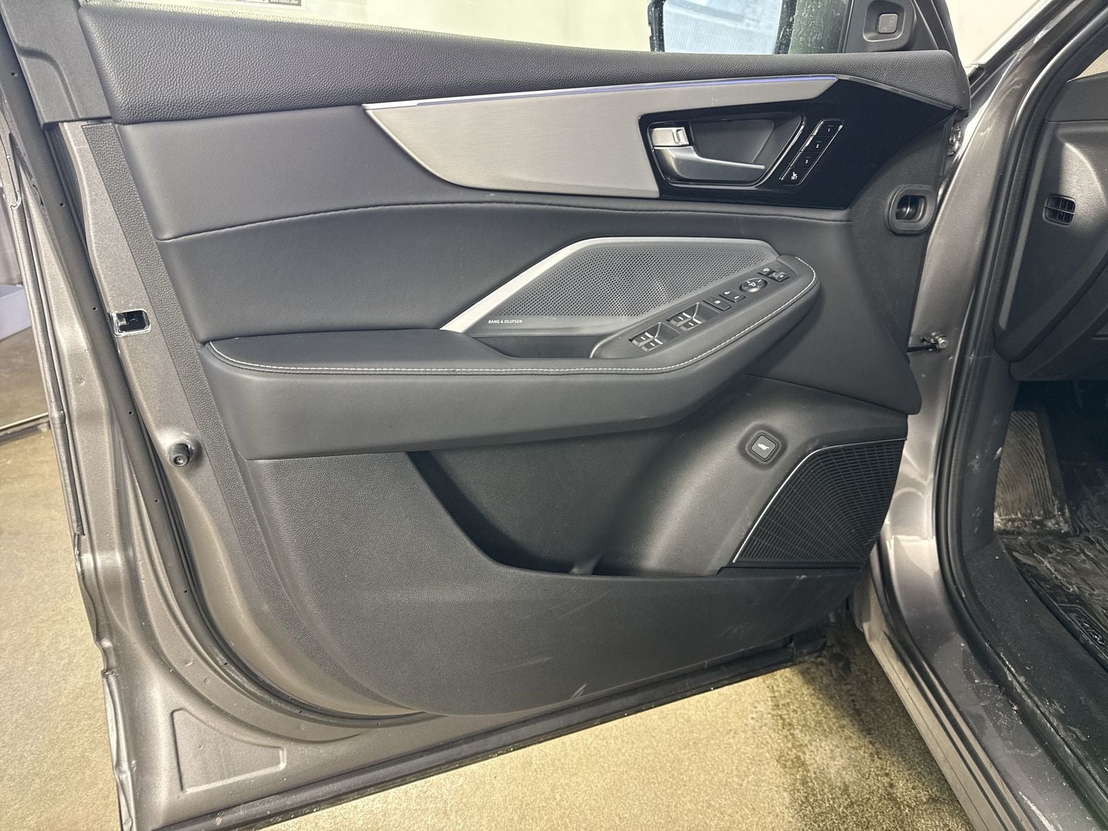 2026 Acura MDX SH-AWD with Technology Package