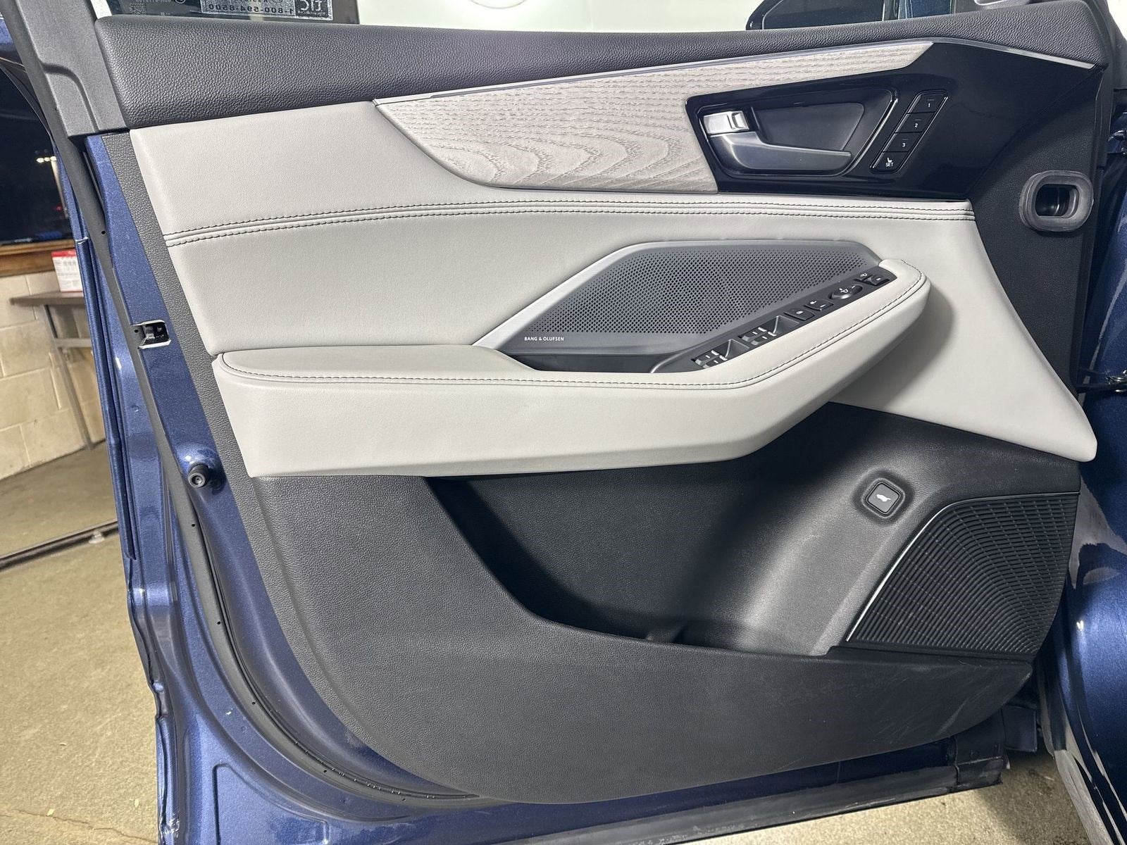 2026 Acura MDX SH-AWD with Advance Package