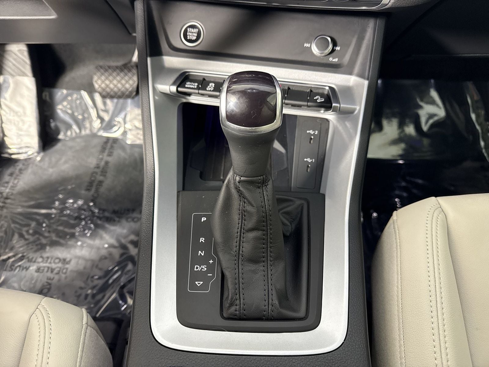 2024 Audi Q3 S line Premium Plus