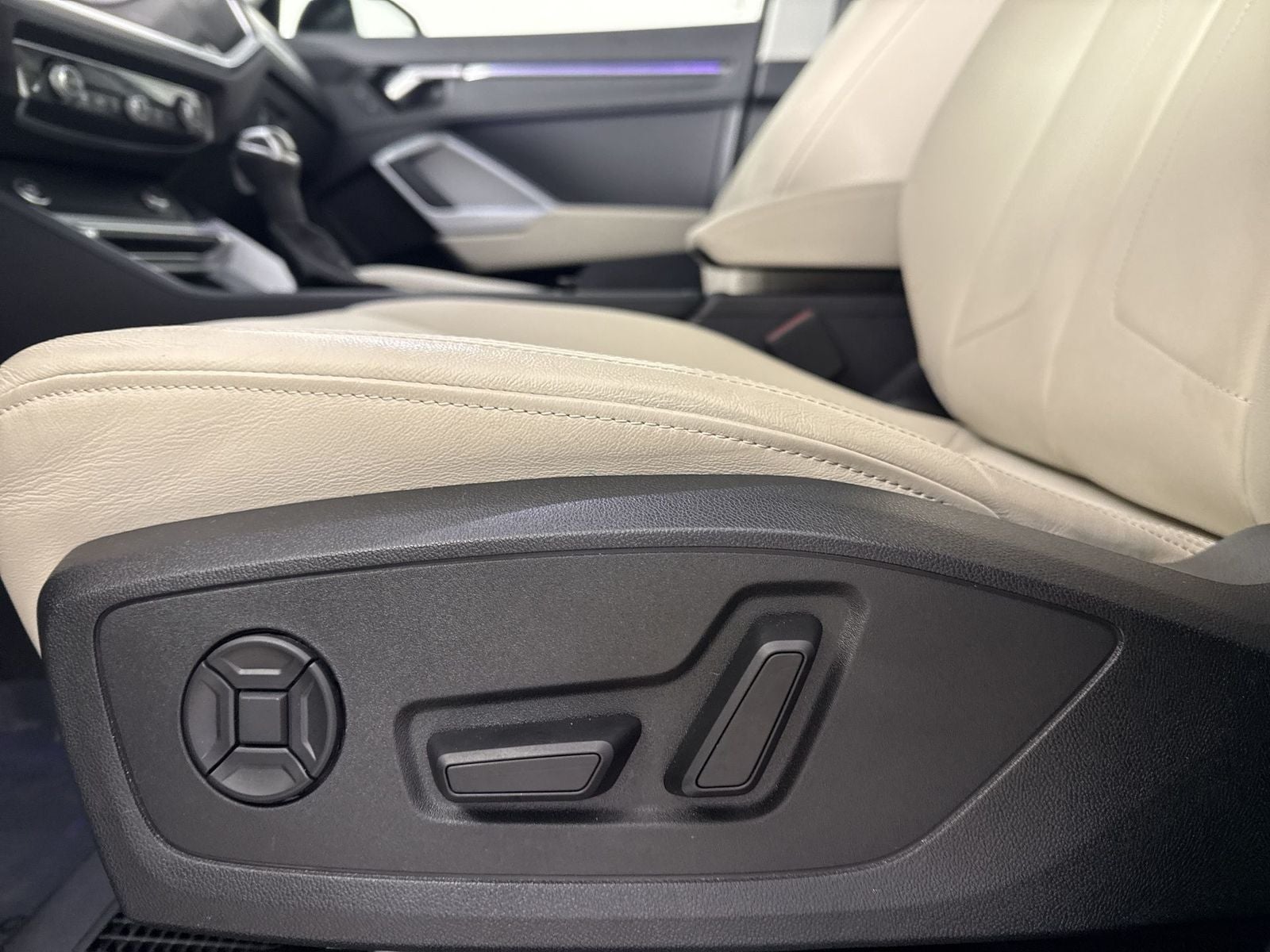 2024 Audi Q3 S line Premium Plus