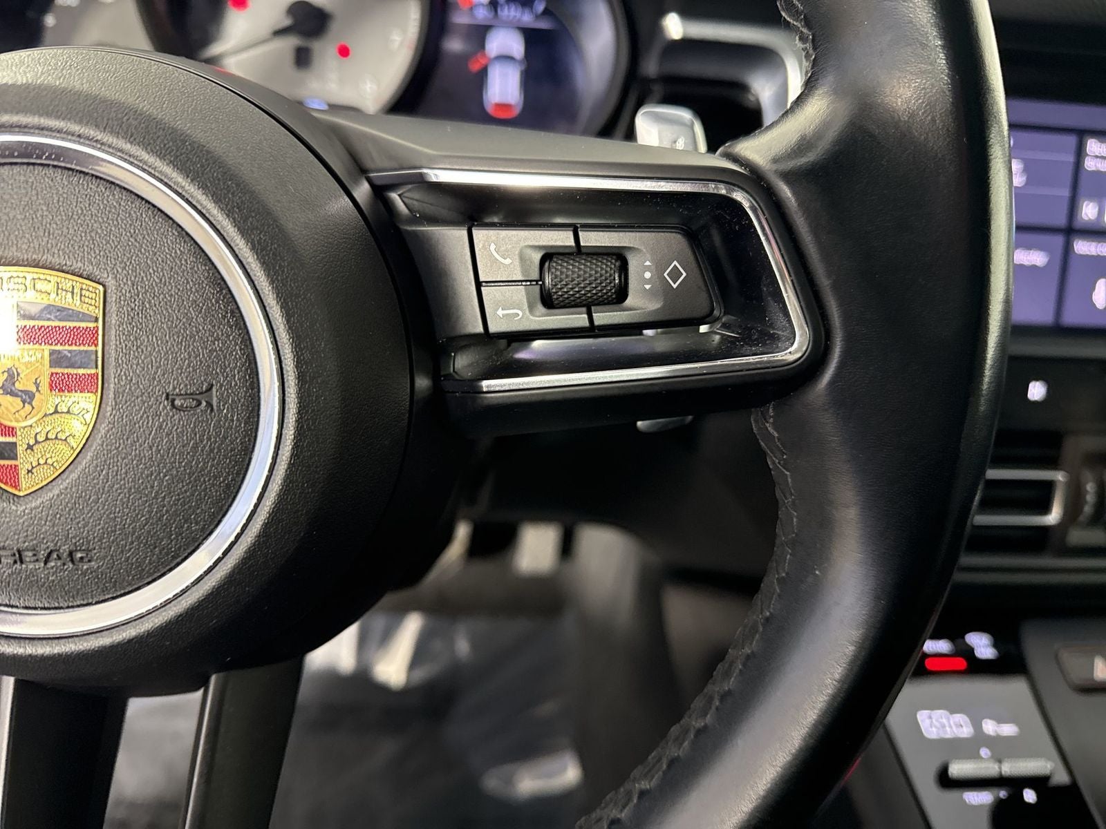 2022 Porsche Macan S