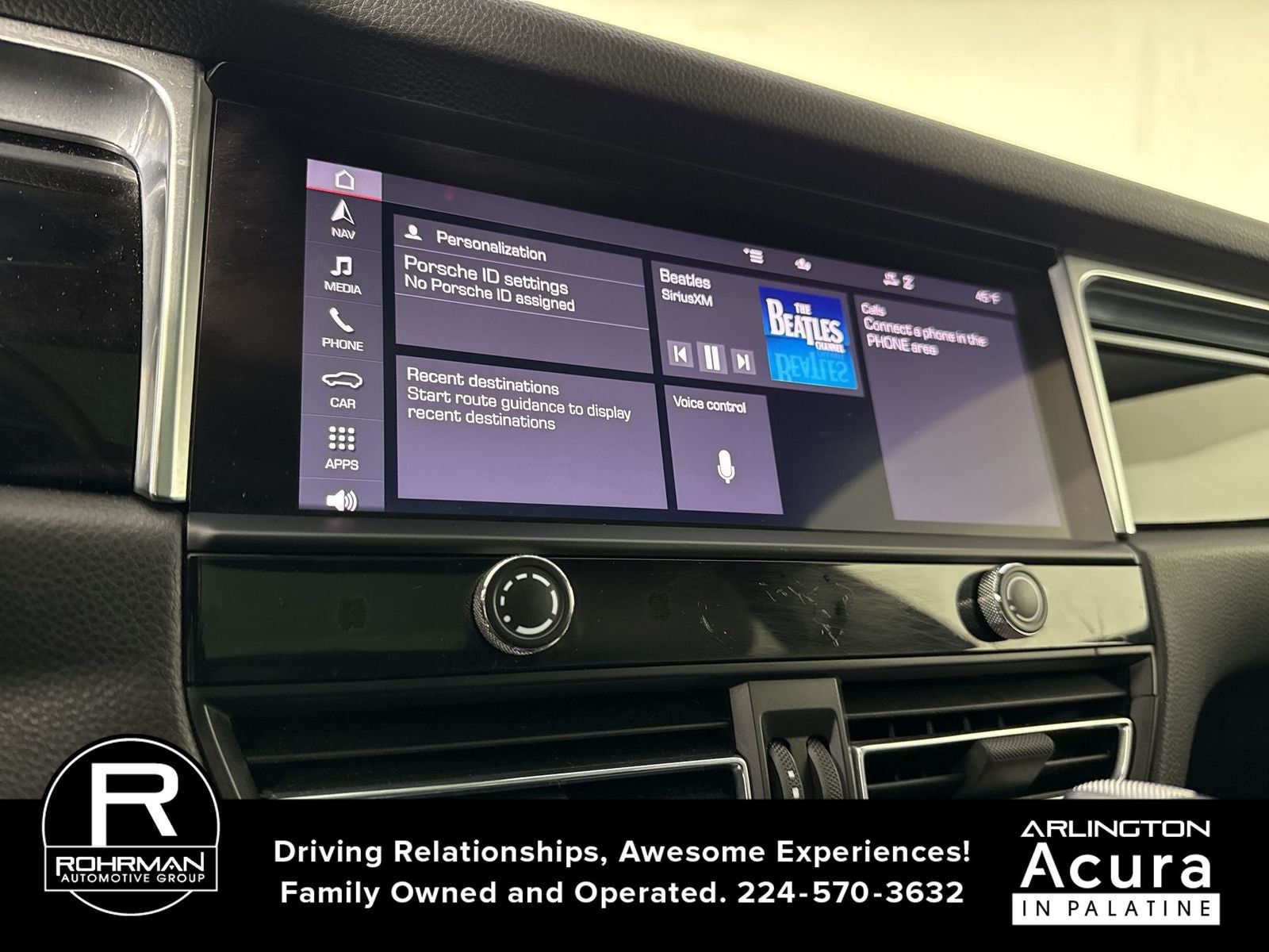 2022 Porsche Macan S