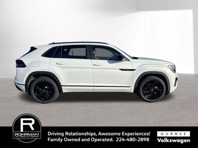 2026 Volkswagen Atlas Cross Sport 2.0T SEL R-Line Black