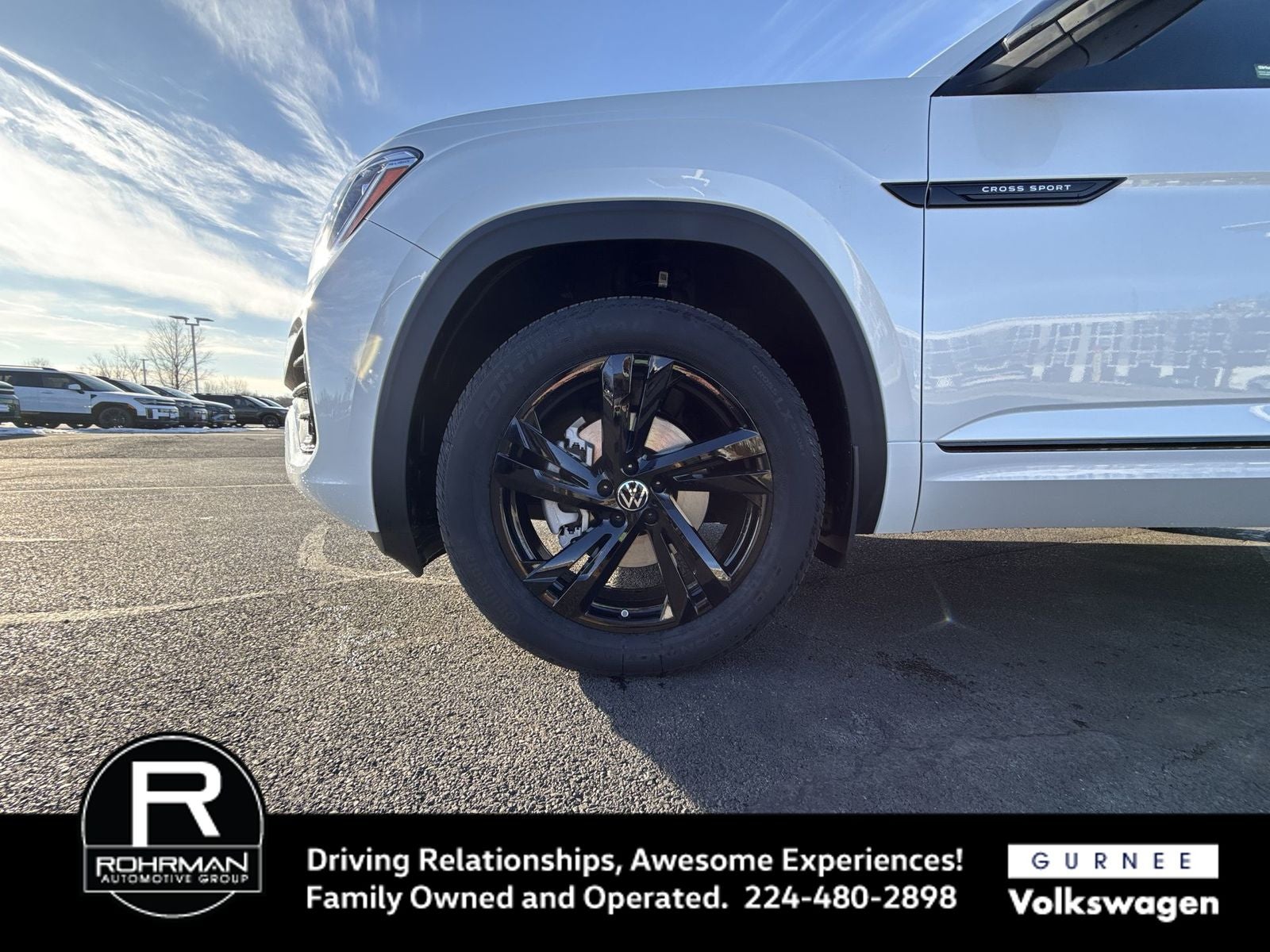 2026 Volkswagen Atlas Cross Sport 2.0T SEL R-Line Black