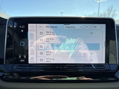 2026 Volkswagen Atlas Cross Sport 2.0T SEL R-Line Black