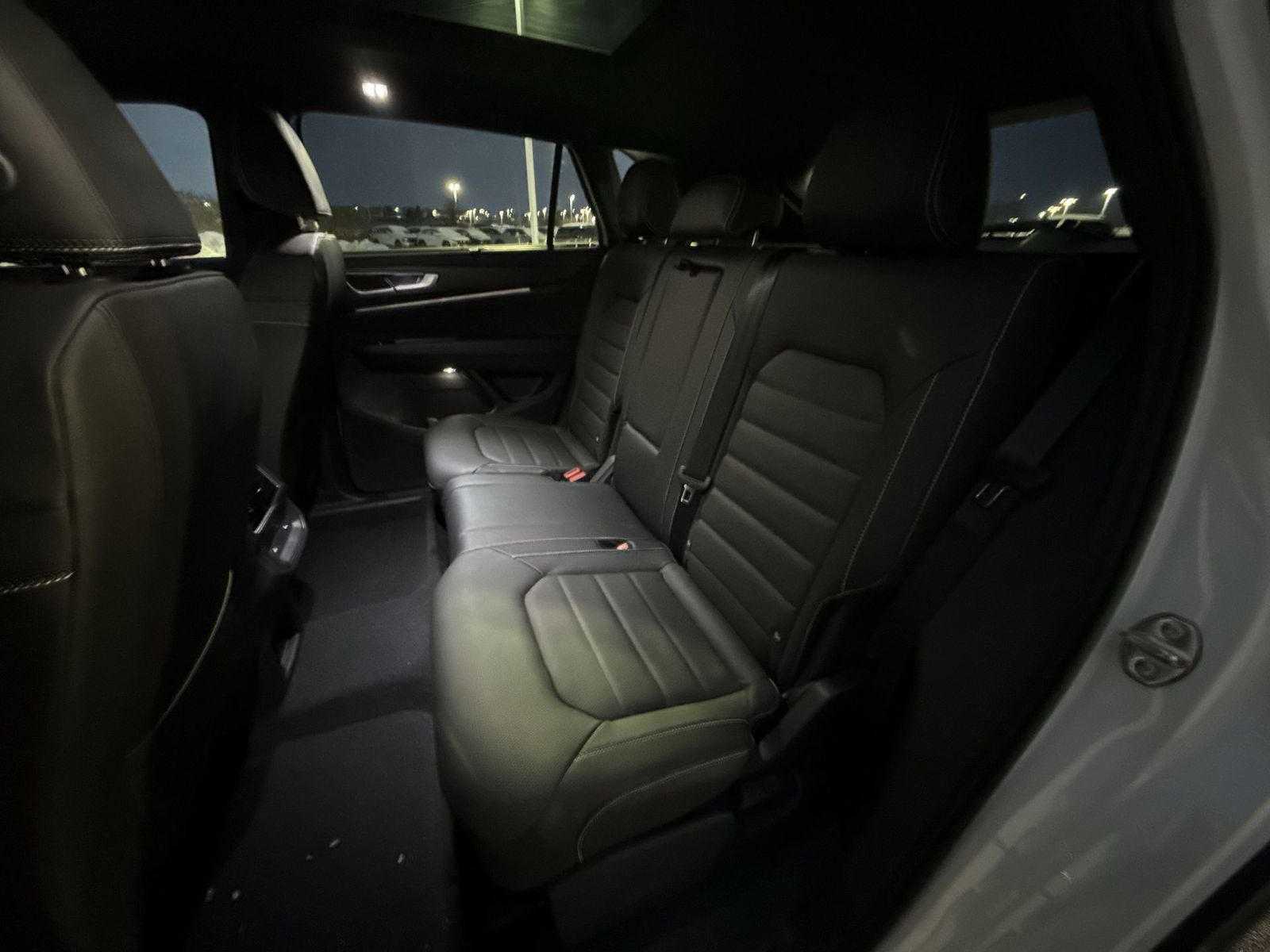 2026 Volkswagen Atlas Cross Sport 2.0T SEL