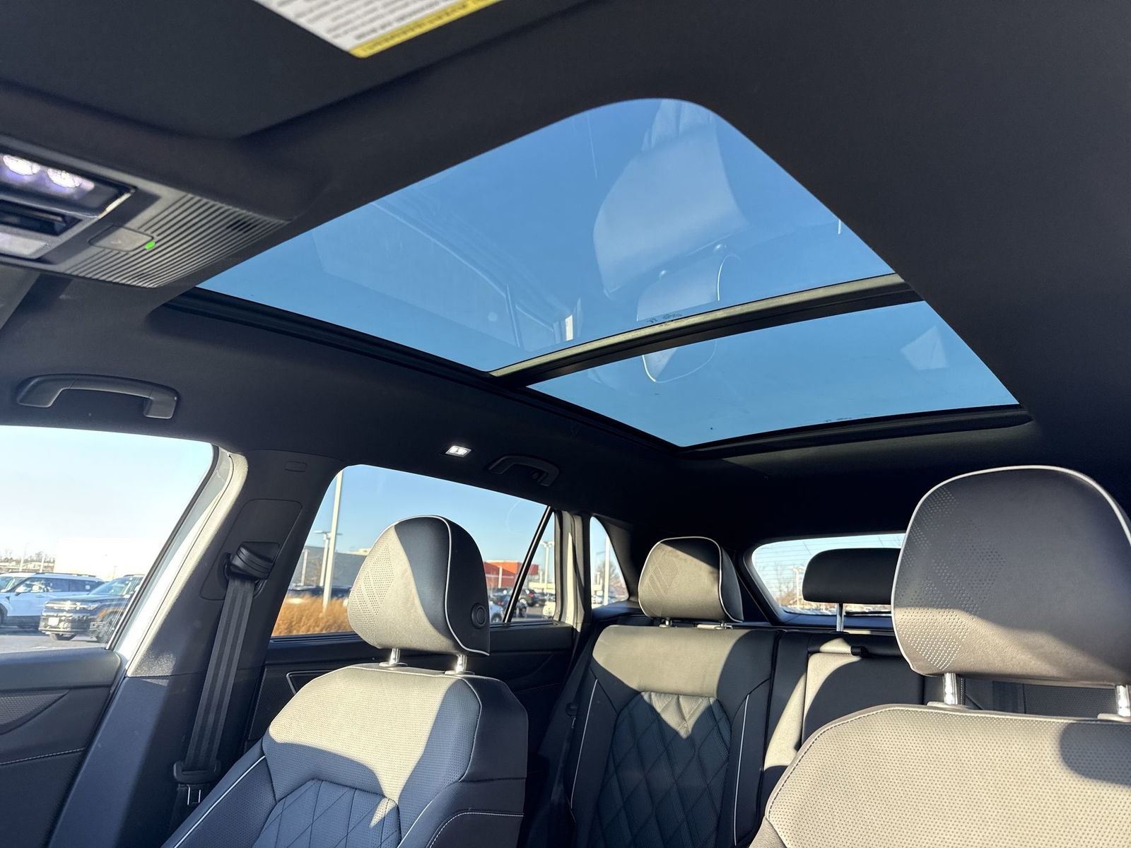 2026 Volkswagen Atlas Cross Sport 2.0T SEL Premium R-Line