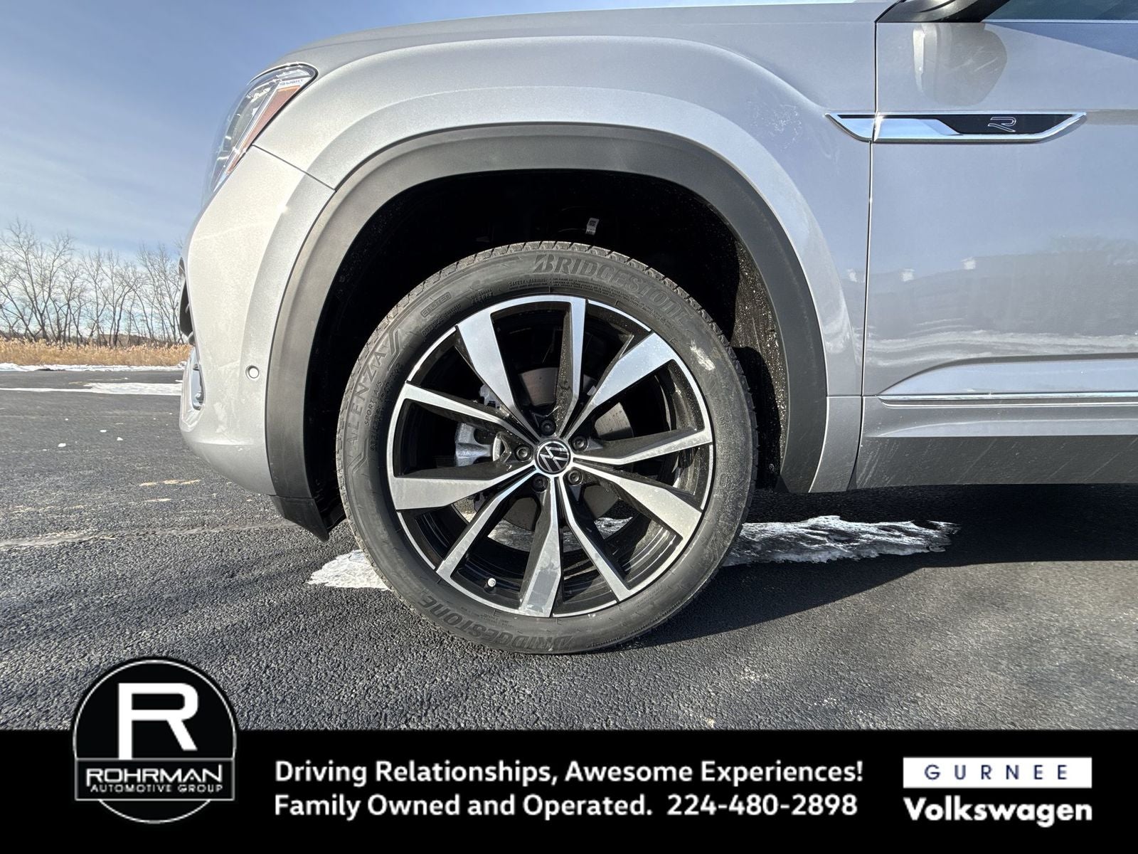 2026 Volkswagen Atlas 2.0T SEL Premium R-Line