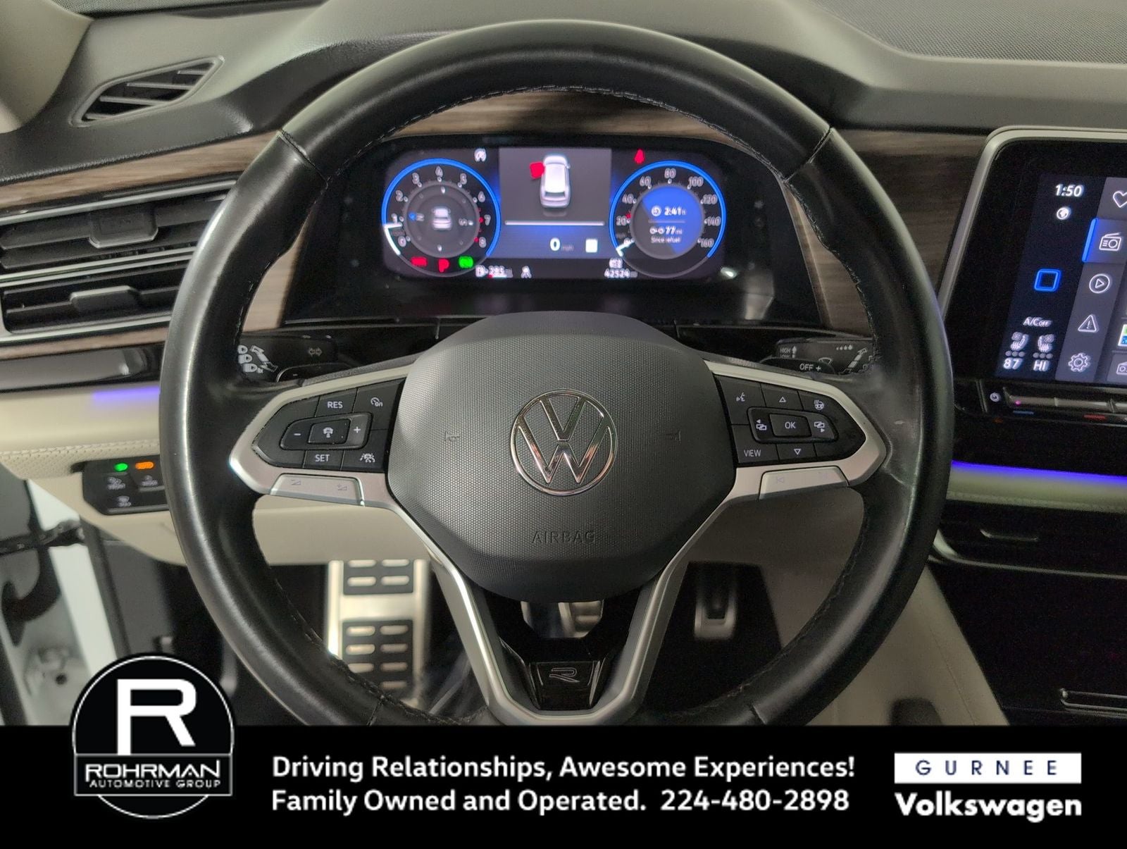 2024 Volkswagen Atlas 2.0T SEL Premium R-Line