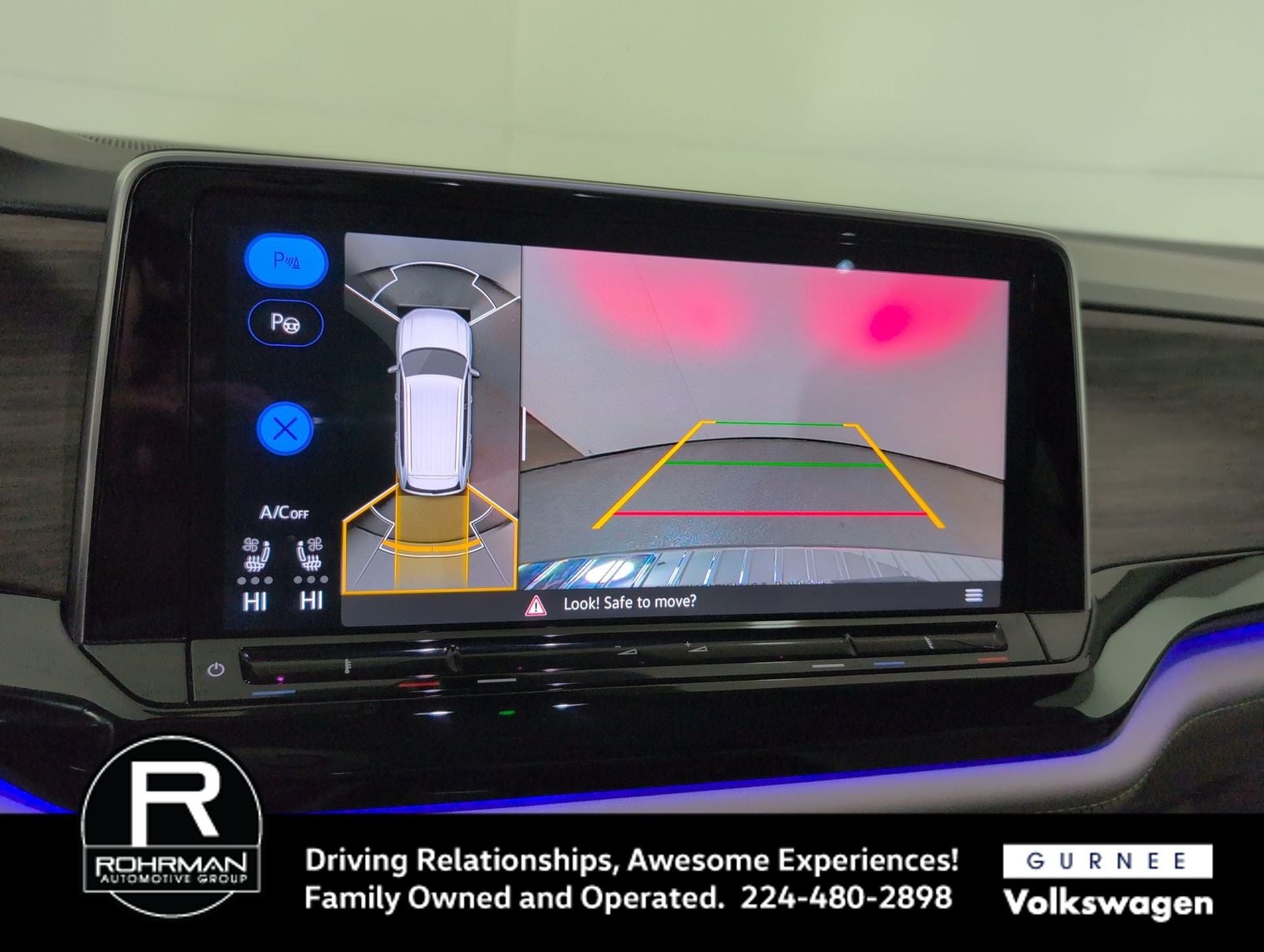 2024 Volkswagen Atlas 2.0T SEL Premium R-Line