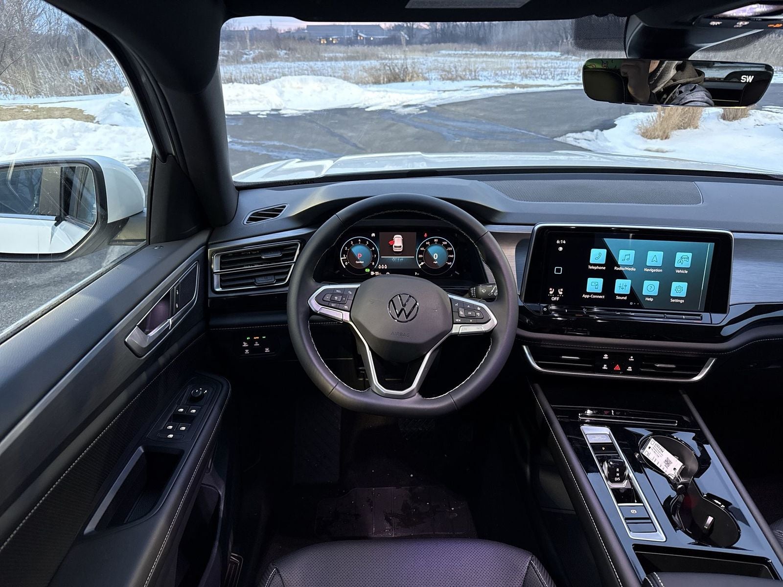 2026 Volkswagen Atlas Cross Sport 2.0T SE W/TECHNOLOGY