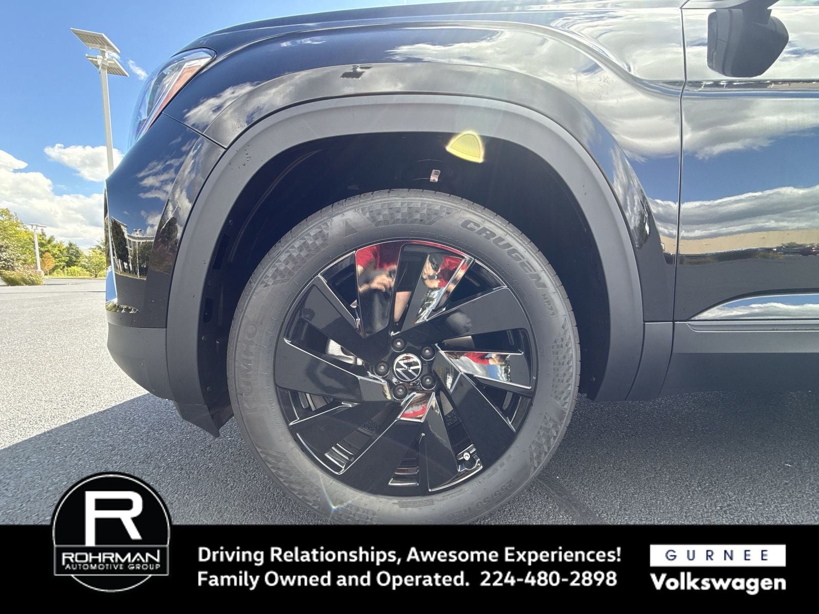 2026 Volkswagen Atlas 2.0T SE w/ Technology