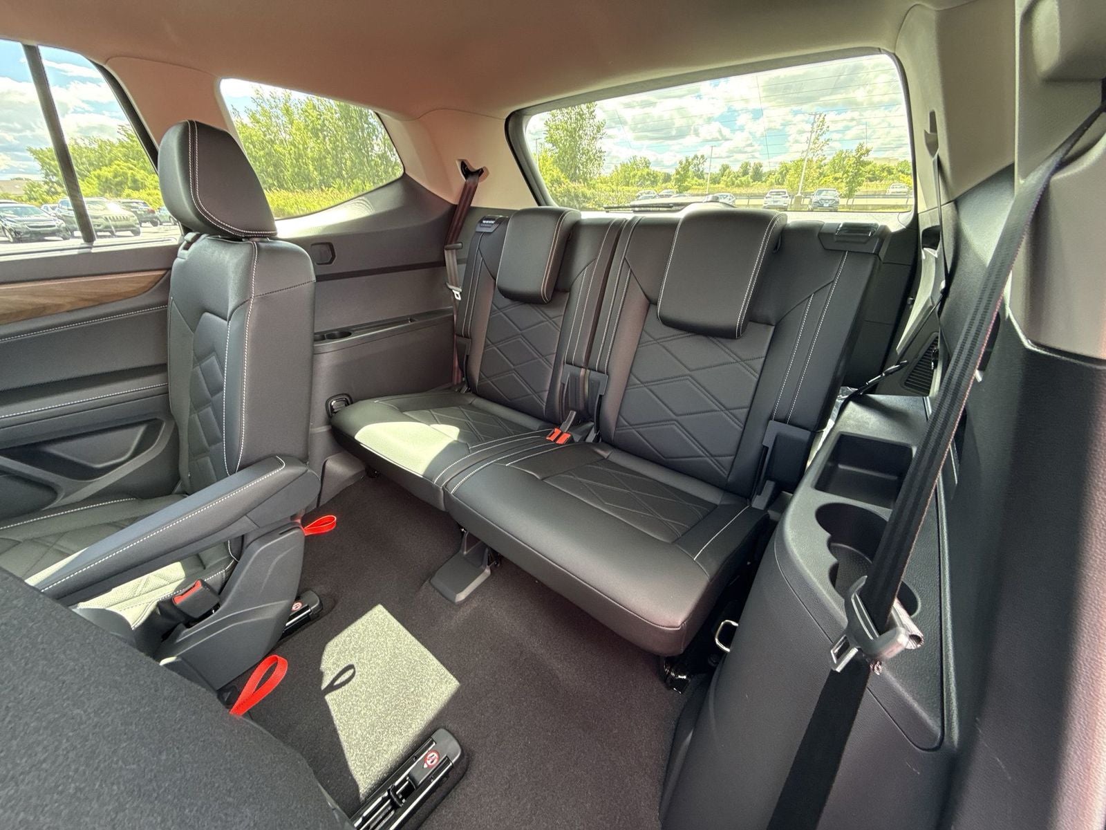 2026 Volkswagen Atlas 2.0T SE w/ Technology